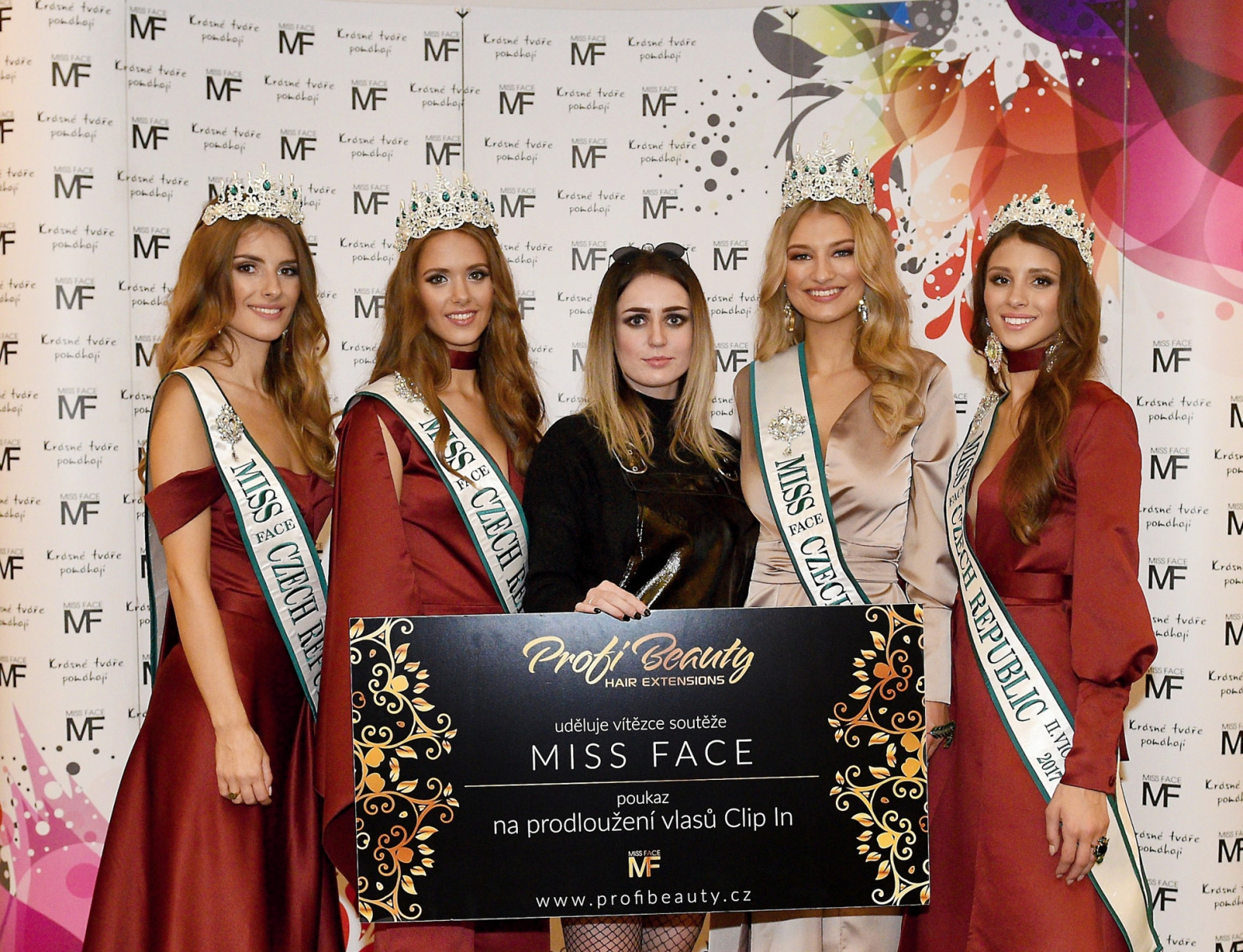 Vítězky převzaly cenu od Profibeauty