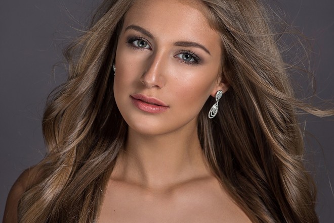 Miss Face 2016 -  Nikola Uhlířová vs. ústřice