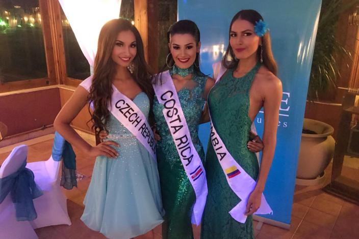 Sarah slaví úspěch na Miss Intercontinental