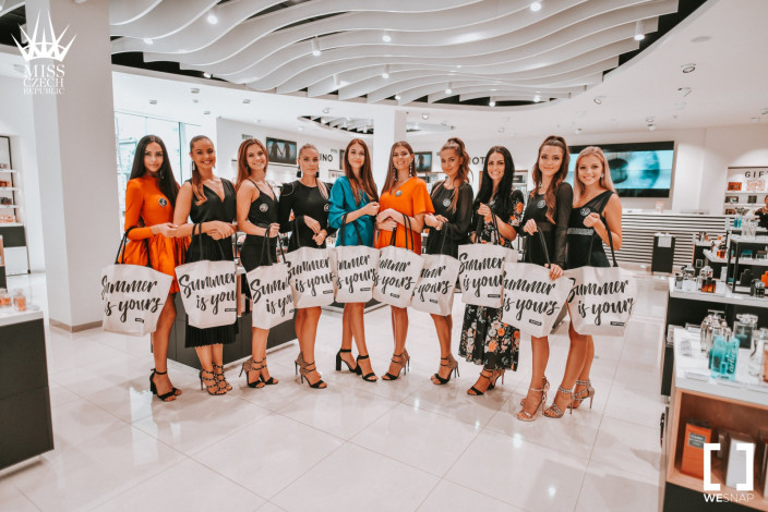 NOTINO kamenná prodejna na Smíchově