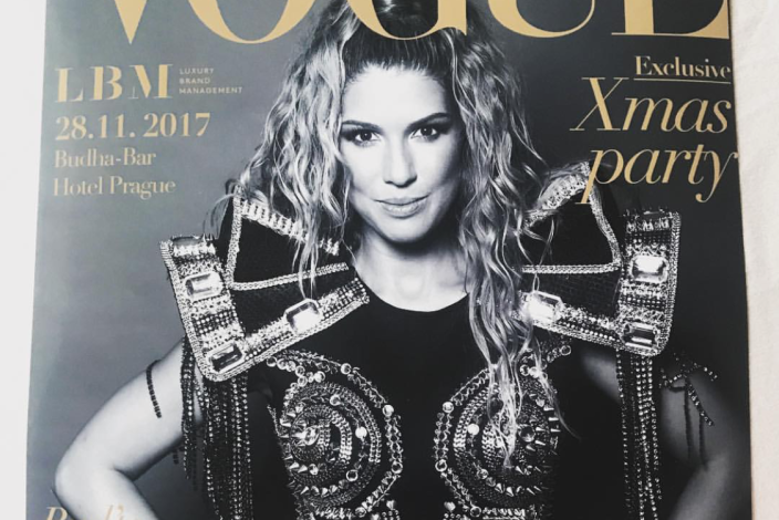 Victoria Velvet zazpívá na finále