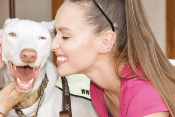 Andrea Prchalová na akci Slza zvířat