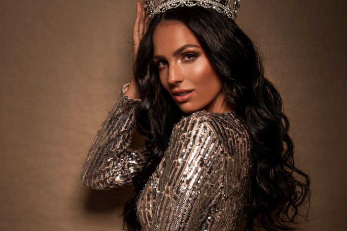 Hana Vágnerová fro Grey concept store