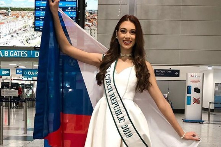 Denisa Spergerová odletěla na Miss World do Londýna