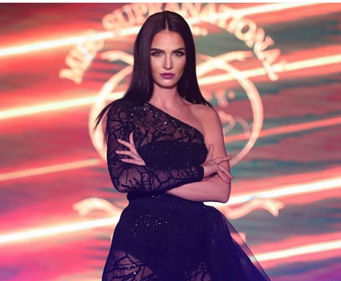 Hana Vágnerová v TOP 10 Best Talent na Miss Supranational