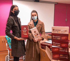 Karolína Kopíncová s Taťánou Makarenko v Motole