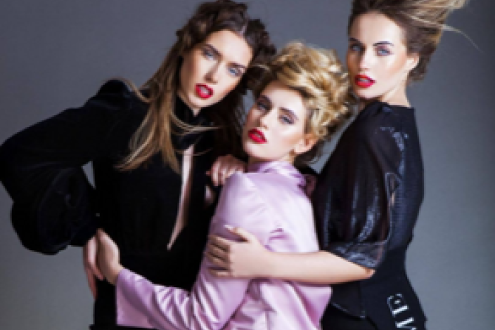 Naš dívky pro kadeřnický salón Sanett