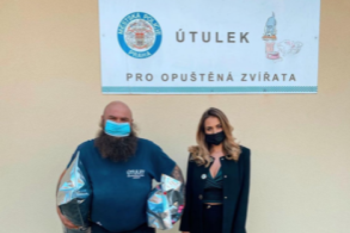 Natálie Kočendová pro útulek opuštěných zvířátek v Tróji