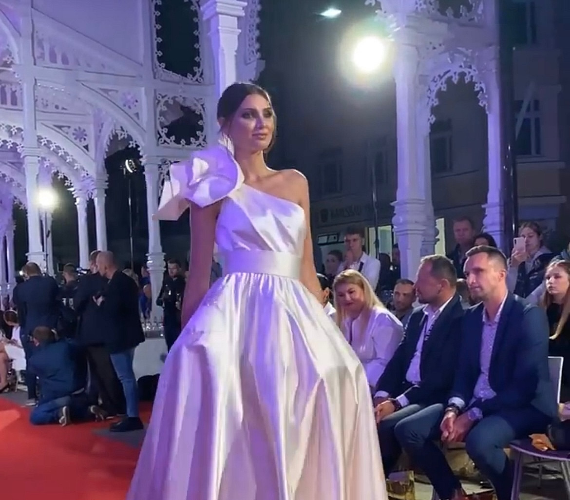 Karolína Kopíncová na filmovém festivalu pro Beatu Rajskou