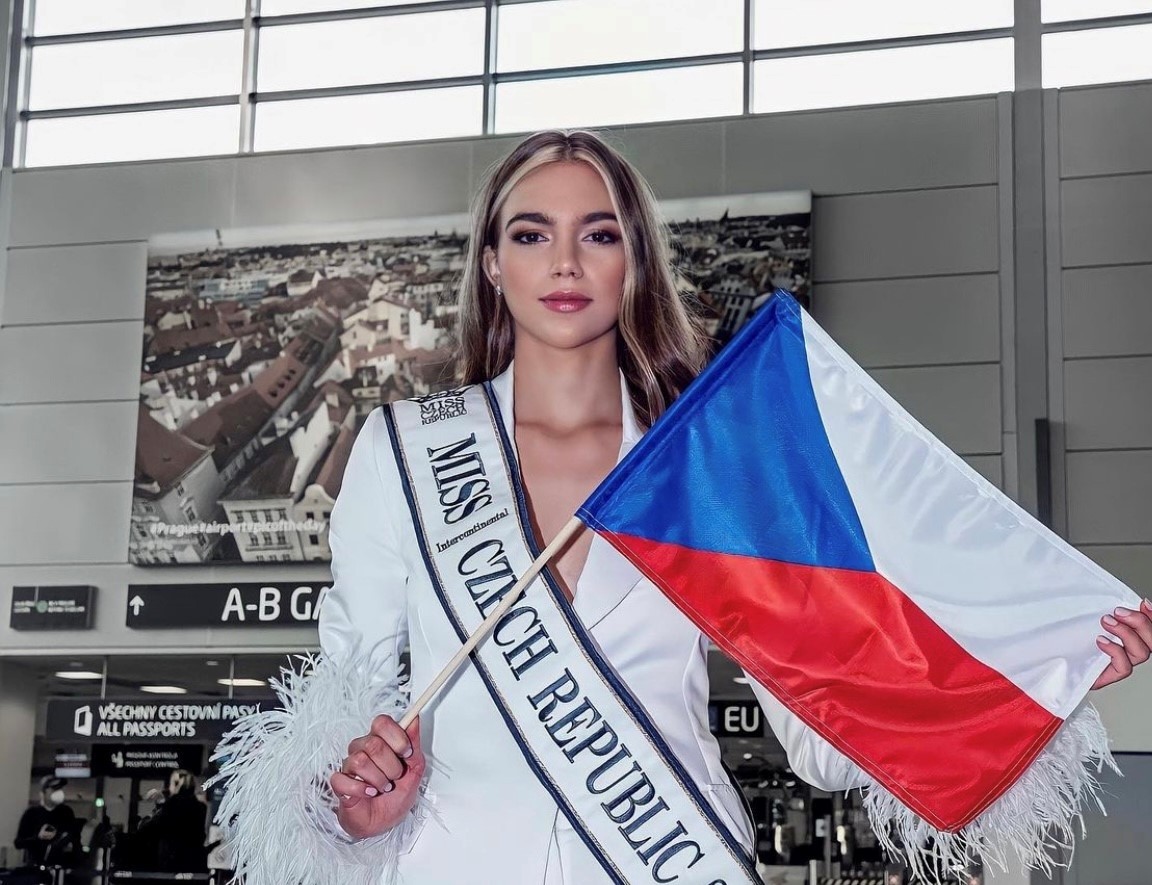 Veronika Šmídová odletěla na Miss Intercontinental