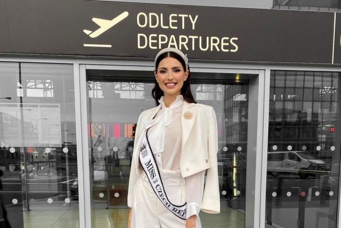 Karolína Kopíncová odletěla na Miss World