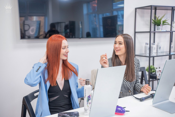 MISS CZECH REPUBLIC 2022 - Vlasové přeměny od Popovičová Salon