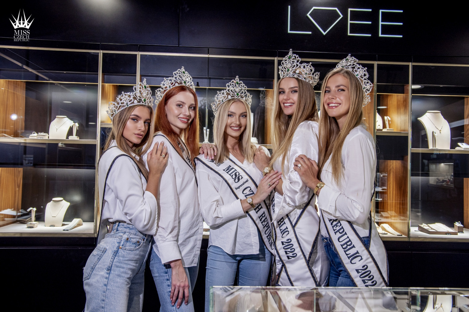 Loee darovalo našim vítězkám památné diamantové prsteny