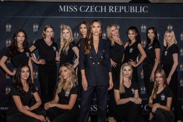 Z 1. Pražského castingu postoupilo 12 dívek!