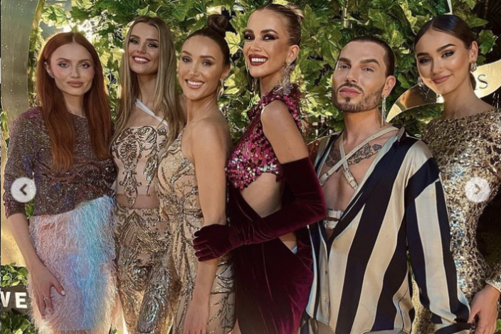 MISS CZECH REPUBLIC FAMILY na Galavečeri MGI v Indonézii