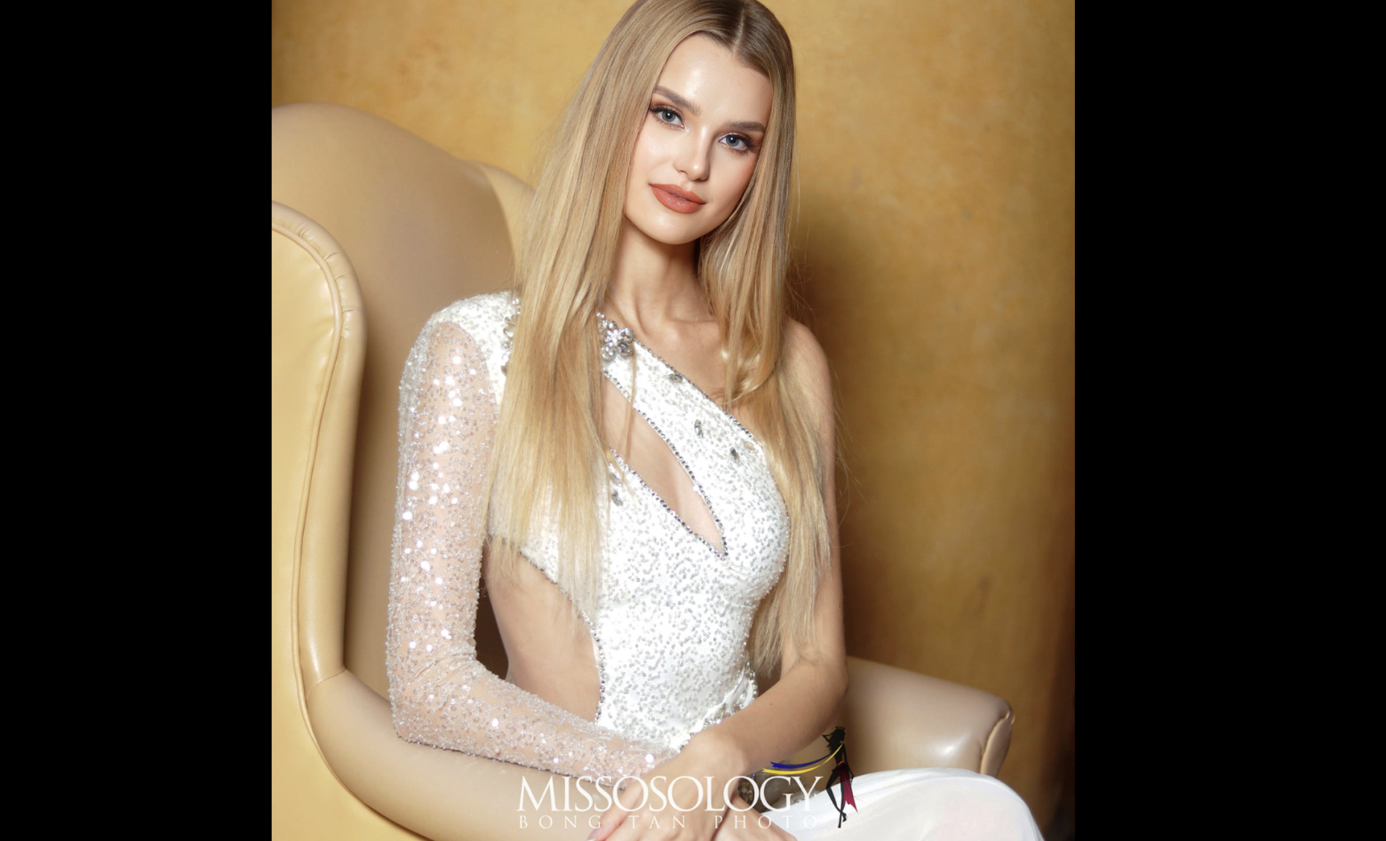 Krystyna Pyszková na tiskové konferenci na Filipínách