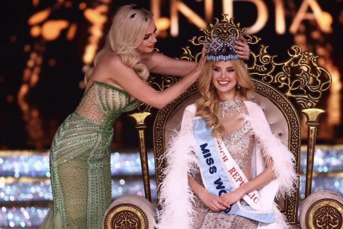 Krystyna Pyszková se stala 71. vítězkou Miss World