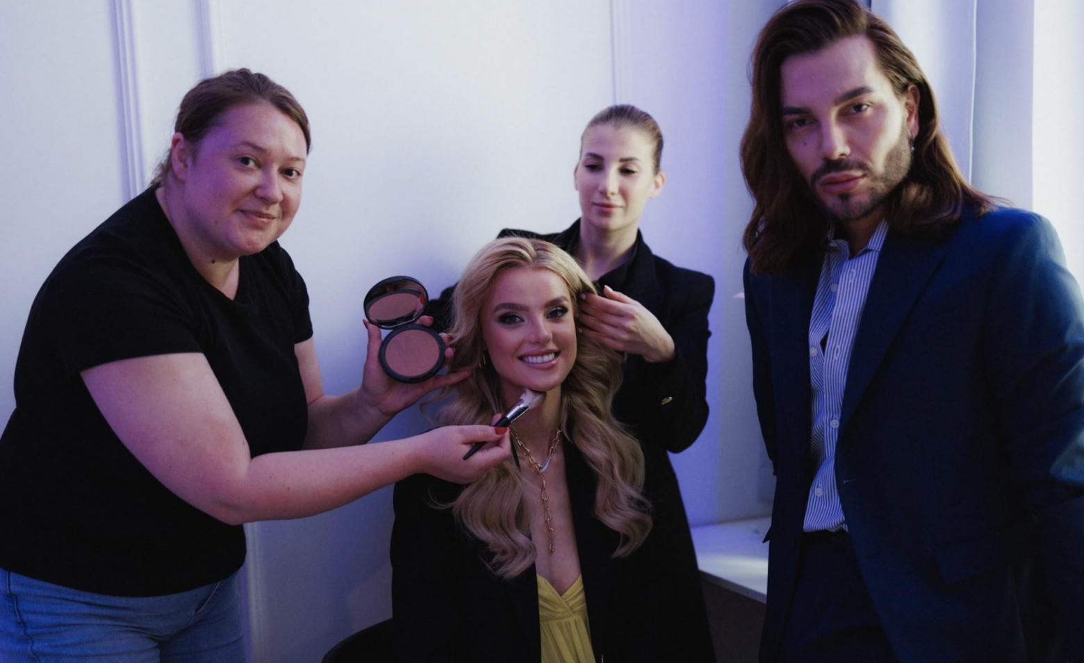 Přípravy na tiskovou konferenci MW 2024 Krystyny Pyzskové