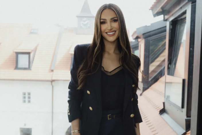 Creditas Real estate věnuje vítězke byt v Jinonickém dvoře