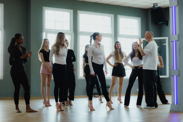 Nácviky choreografie na finále s Petrem Varadym ve Form Factory