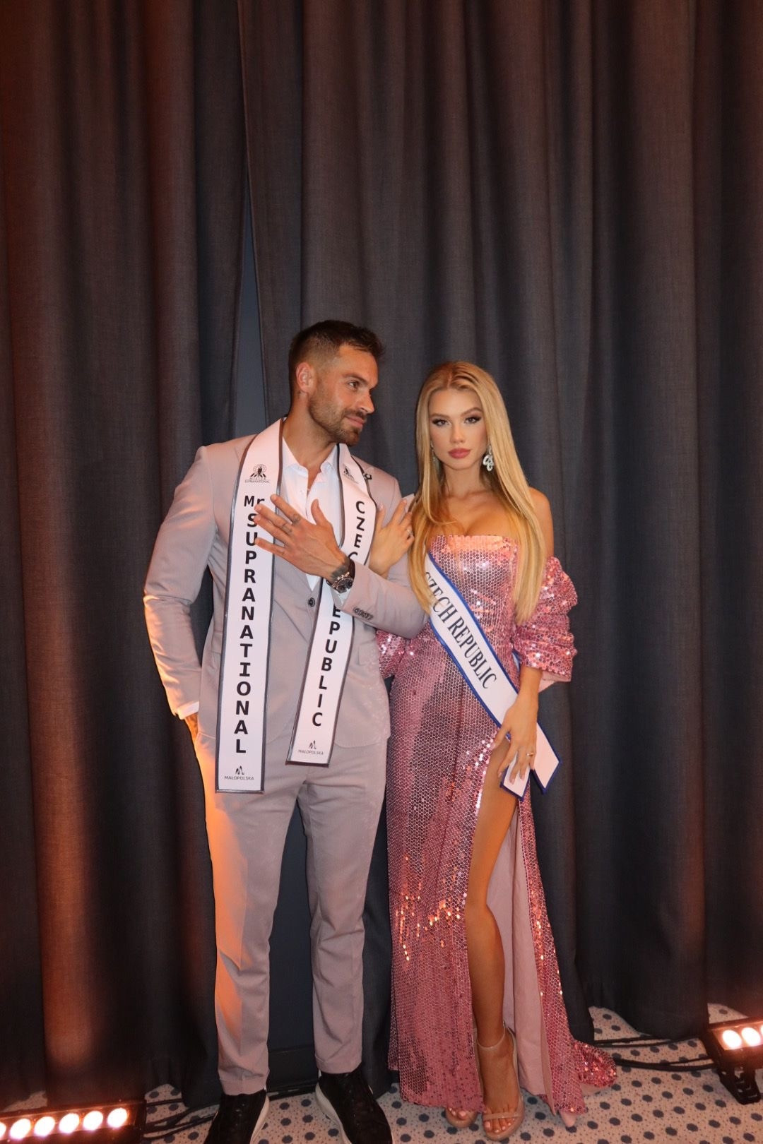 Justýna Zedníková a Adam Šedro bojují na světové soutěži